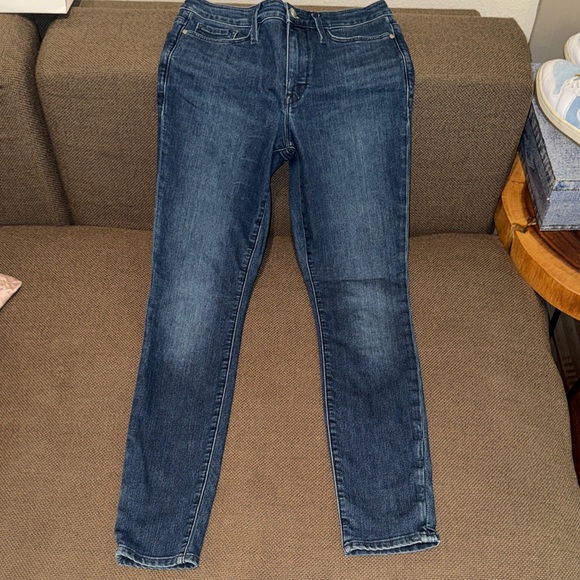 Athleta Women's Dark Blue Denim Skinny Jeans size 4 - Picture 9 of 9